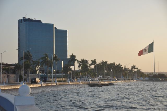 143_campeche_malecon